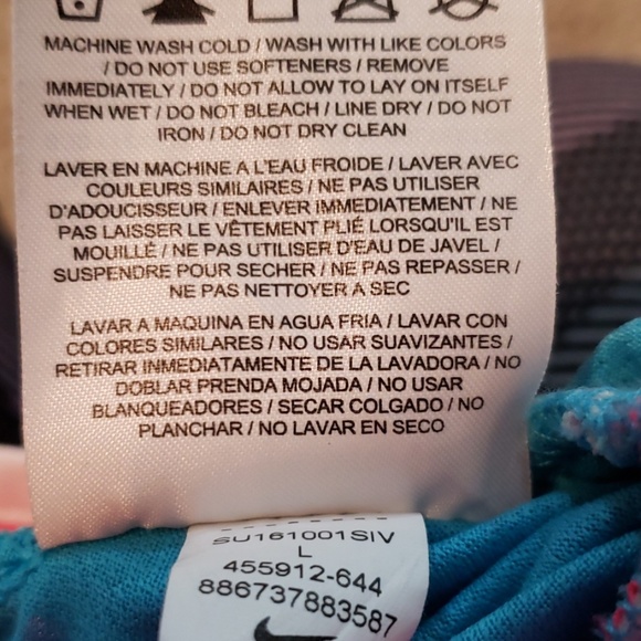 Girls Nike Shorts - Picture 7 of 7